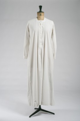 249-chemise-de-nuit-1900-1