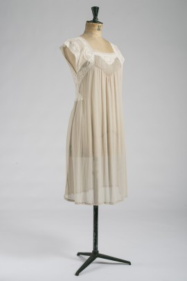 206-robe-2000-2