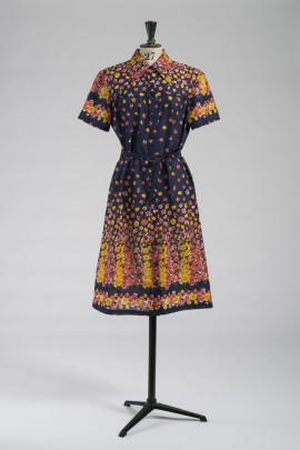 237-robe-1970-1