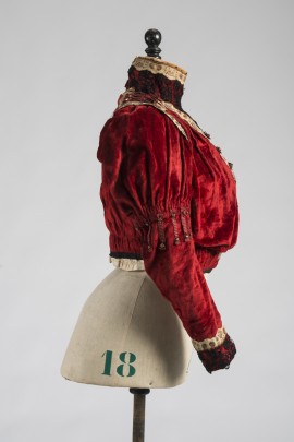 262-corsage-1905-4