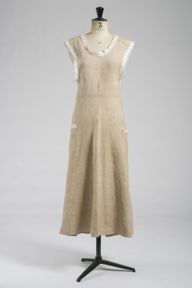 1910-1F-A1-tablier-Louise-1