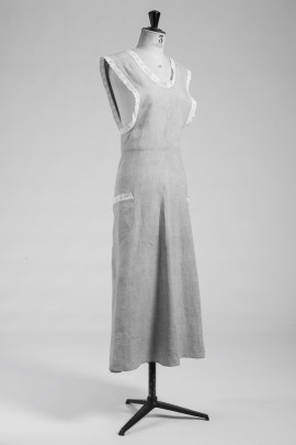 1910-1F-A1-tablier-Louise-NB2