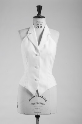1955-2F-R4-gilet-dos-nu-NB1