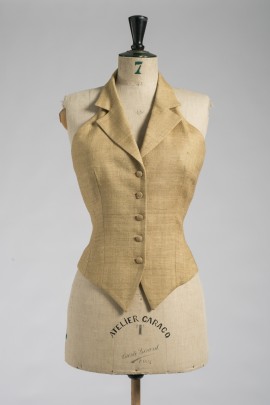 1955-2F-R5-gilet-dos-nu-1