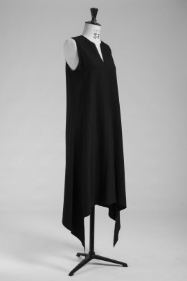 2000-1F-R6-robe-a-pointes-NB2